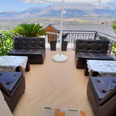 Guest House Ejona Gjirokastër Екстериор снимка